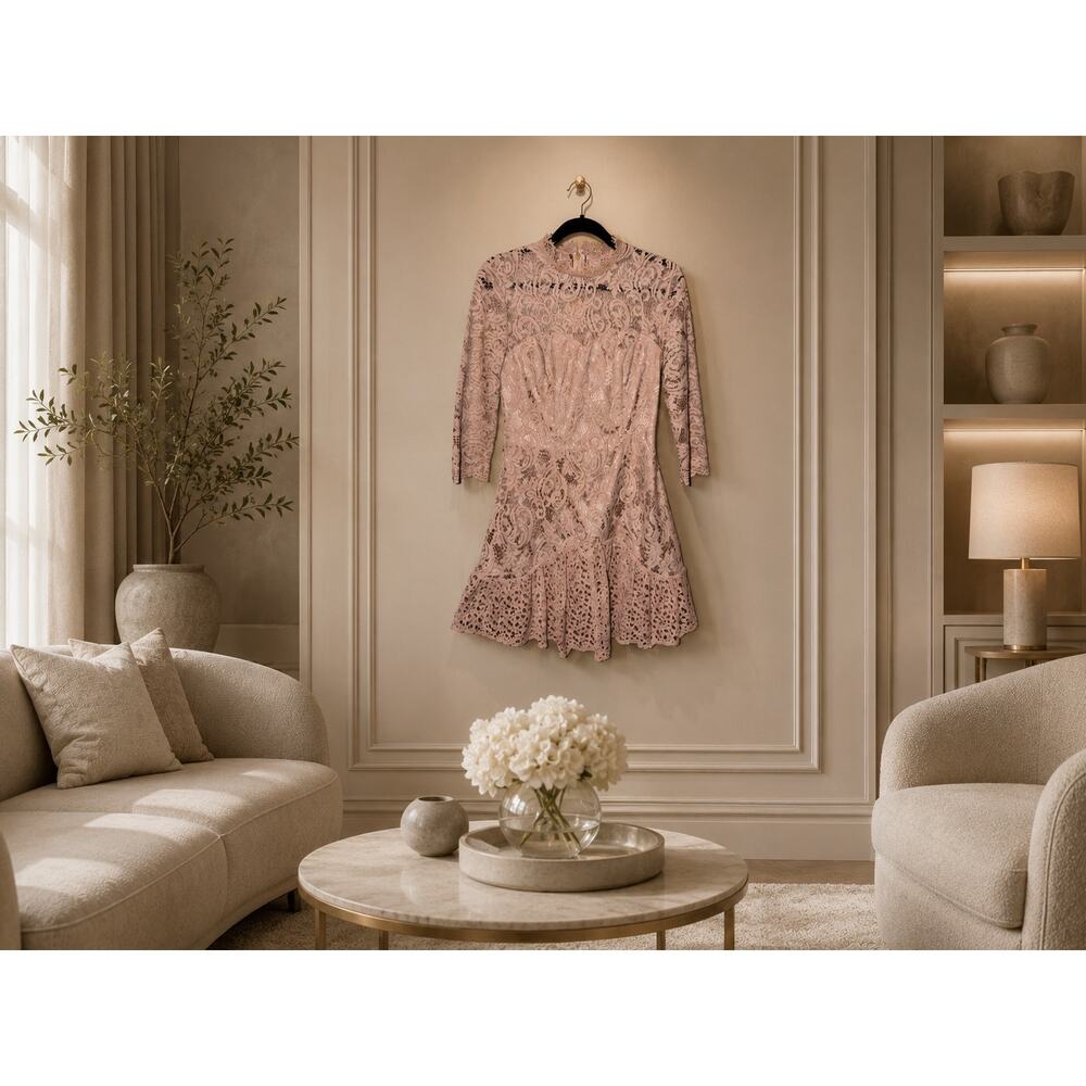 Chi Chi London Emberly Rose Pink Lace Dress NWT Size 6 Wedding Guest Romantic